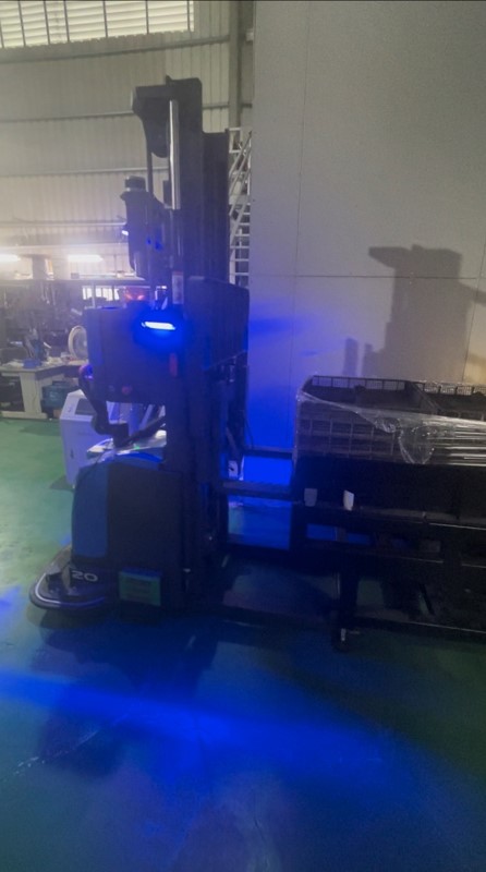 重載型 AGV 現場實拍